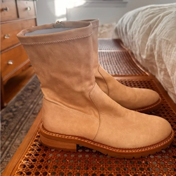 Cream leather combat boots - Picture 3 of 6